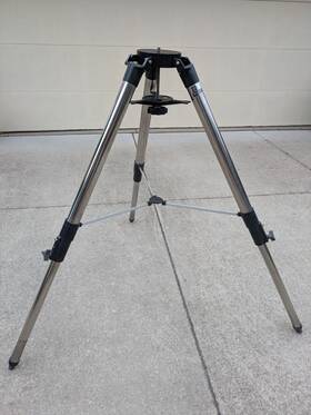 Meade 07020 Standard Field Tripod For 8-inch And 10-inch Lx-90 Lx-200 Telescopes