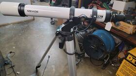 Meade Ds-80 Digital Electronic Telescope