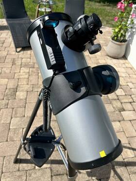 Meade Ds2130 Ds 2130 Reflecting Digital Telescope With Controller And Tripod