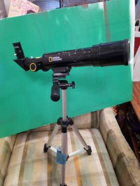 National Geographic 76424040 Telescope Moon Viewing Adjustable Tripod