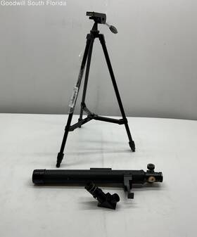 National Geographic 80-30050 50mm Astronomical Refractor Telescope With Tripod