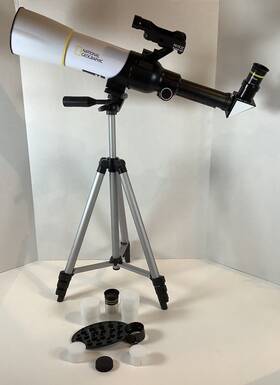 National Geographic Rt70400-70mm Reflector Telescope With Carry Case