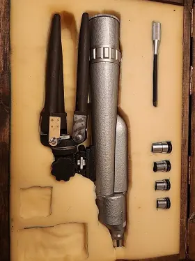 121523 Research Optical Vintage Rare Co. Mark Ix Telescope 4-eyepieces And Tripod 121523 Research Optical Vintage Rare Co. Mark Ix Telescope 4-eyepieces And Tripod