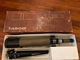 Tasco 20x-60x Vintage 19e Telescope With Stand 1983- Original Box