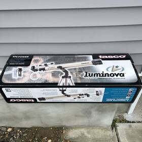 Tasco 40-060578 Telescope Luminova 578 Power Refractor Telescope. Open Box
